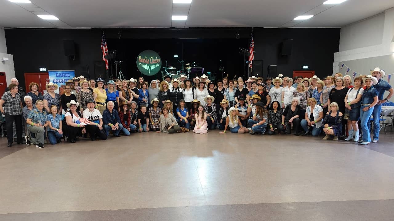 Rockin' Chairs au bal du Cowboy Hat Dancers à Plaisir - photo Eric Caumes