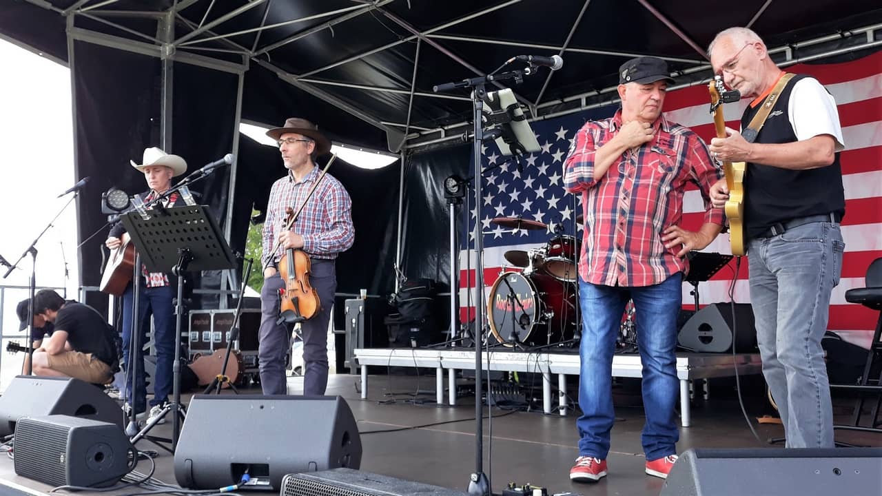 Rockin' Chairs au Festival Country Rock du Coudray-Montceaux