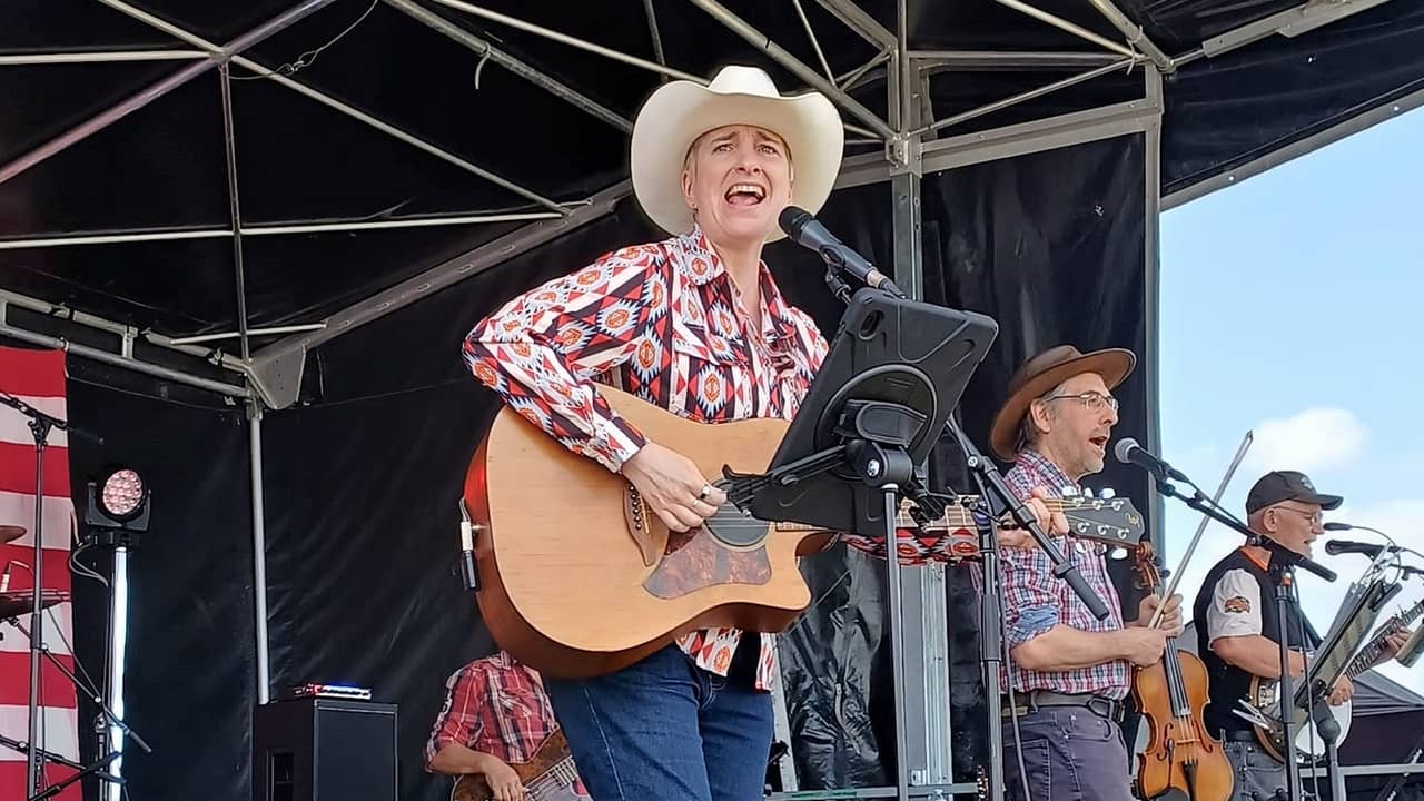 Rockin' Chairs au Festival Country Rock du Coudray-Montceaux