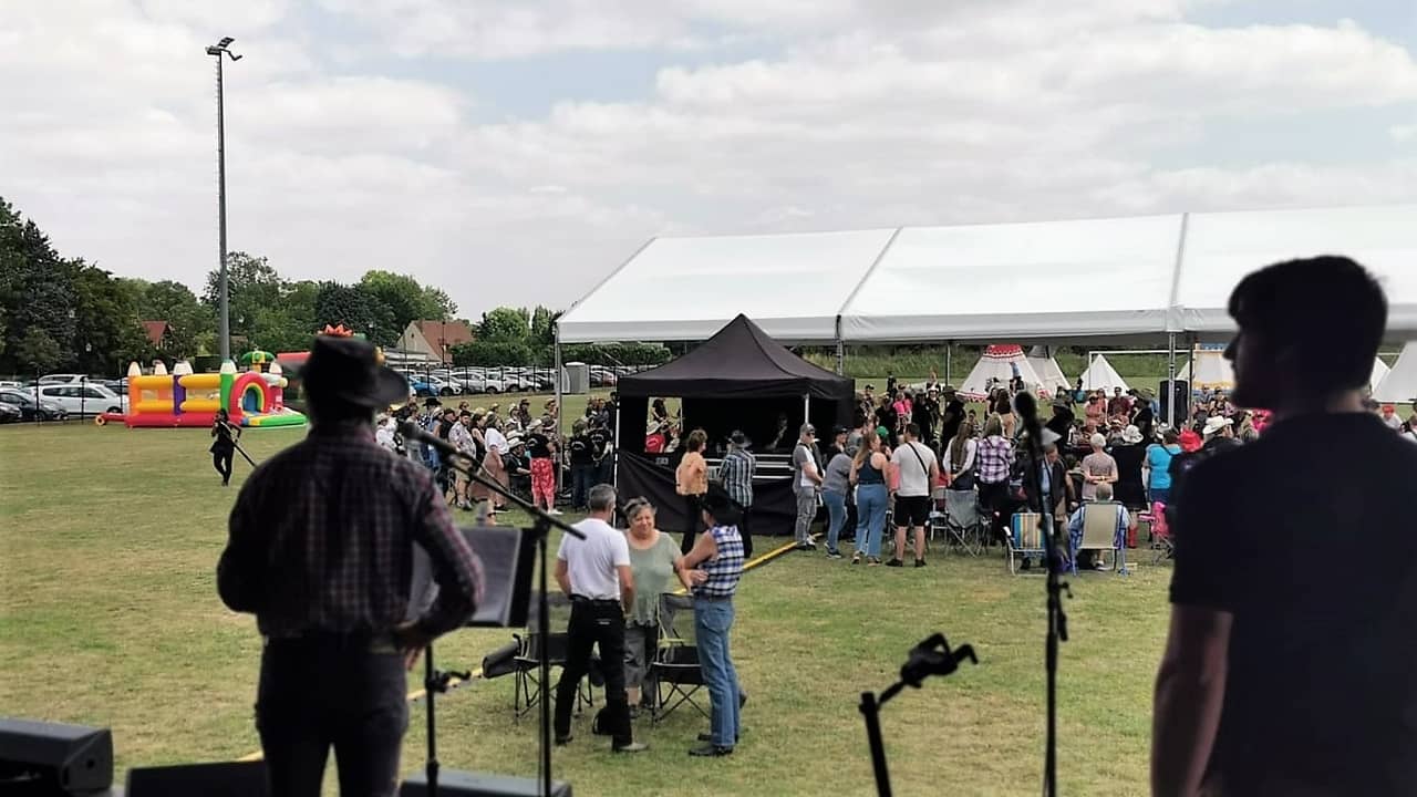 Rockin' Chairs au Festival Country Rock du Coudray-Montceaux