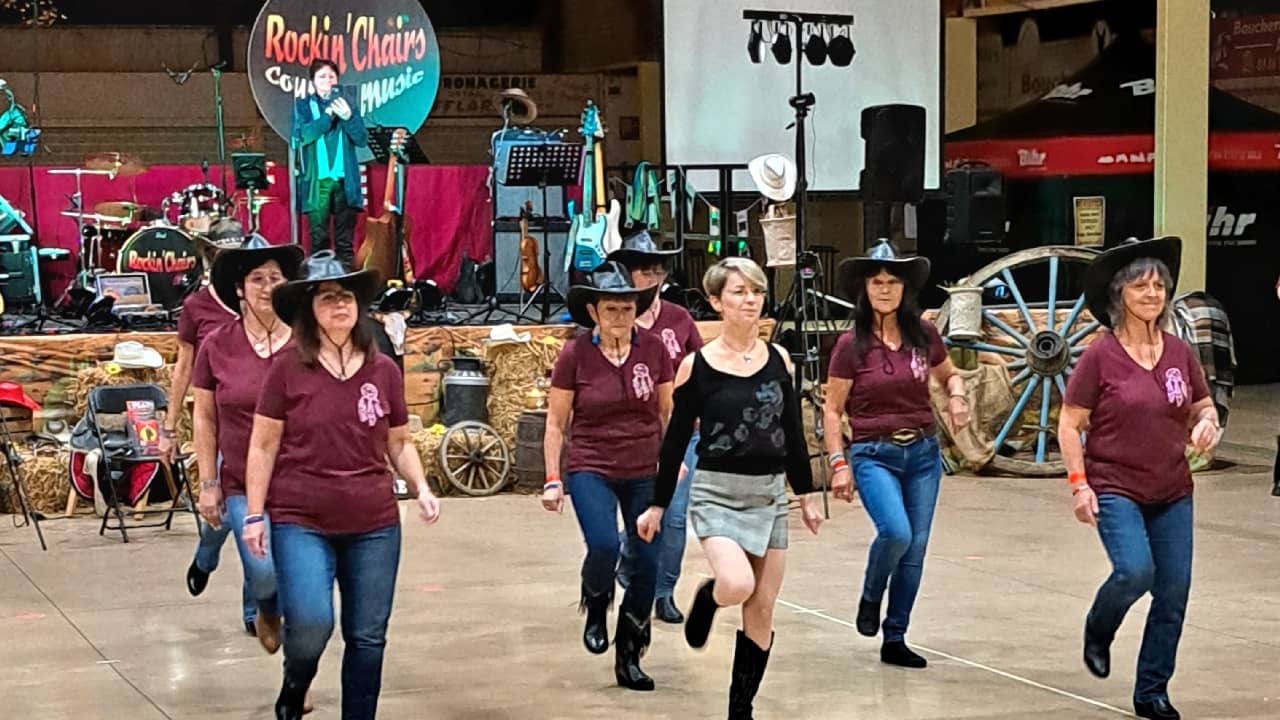 Rockin' Chairs aux 15 ans du Country Charm'Dance de Charmoy - Migennes (89)