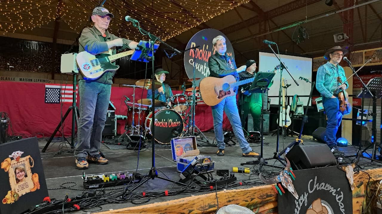 Rockin' Chairs aux 15 ans du Country Charm'Dance de Charmoy - Migennes (89)