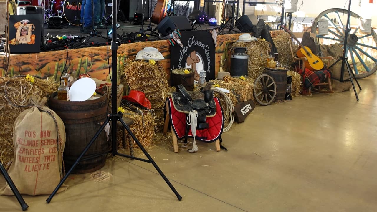 Rockin' Chairs aux 15 ans du Country Charm'Dance de Charmoy - Migennes (89)