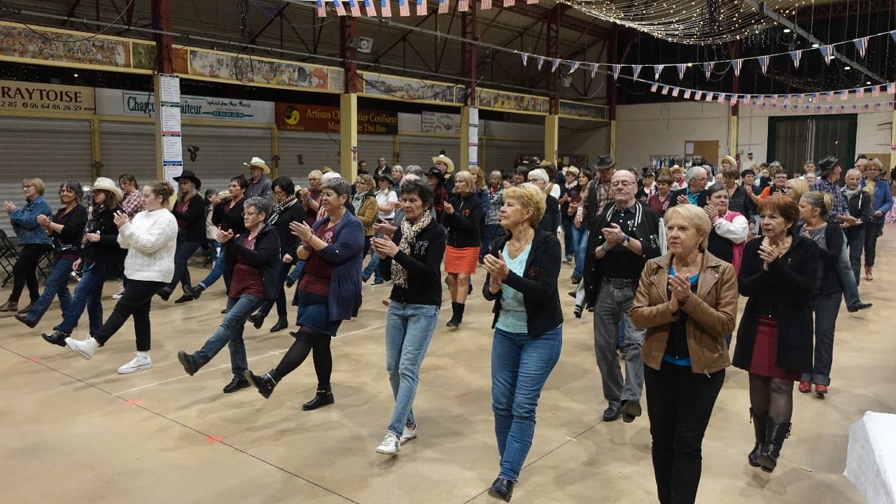 Rockin' Chairs aux 15 ans du Country Charm'Dance de Charmoy - Migennes (89)