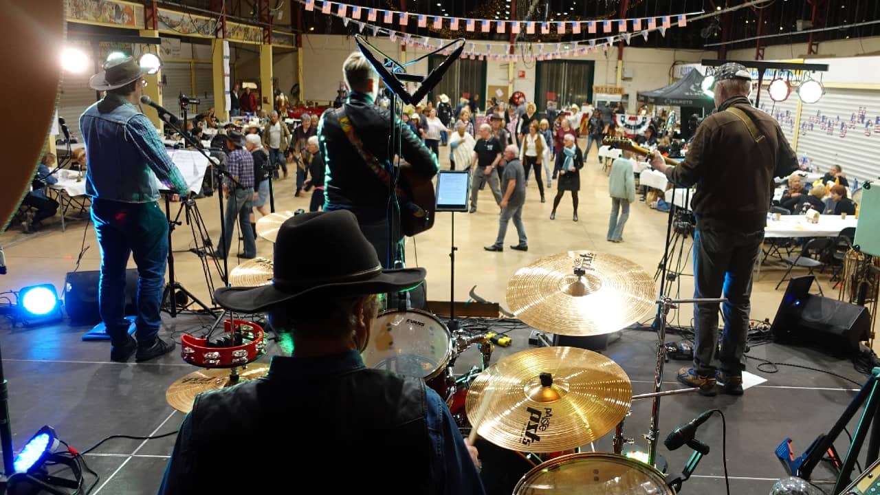 Rockin' Chairs aux 15 ans du Country Charm'Dance de Charmoy - Migennes (89)