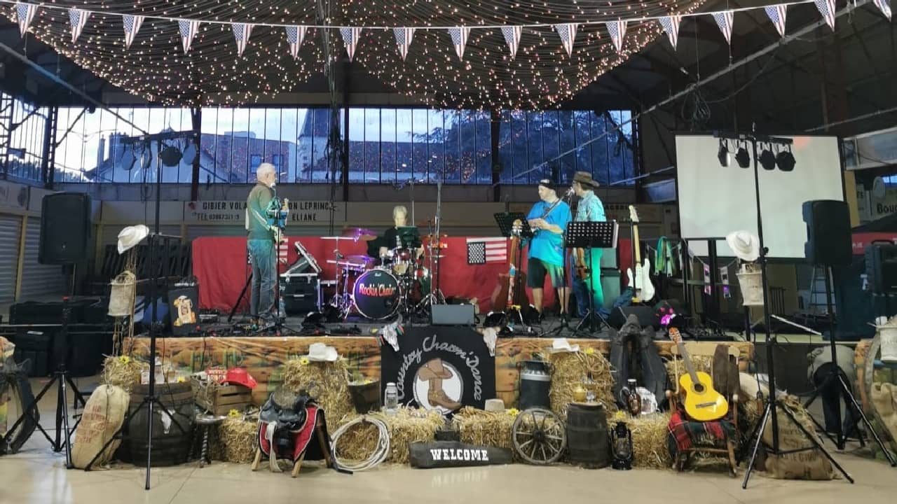 Rockin' Chairs aux 15 ans du Country Charm'Dance de Charmoy - Migennes (89)