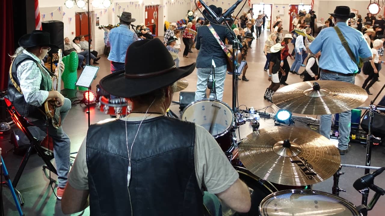Rockin' Chairs au bal des Cowboy Hat Dancers - Plaisir (78) / photo Eric Caumes