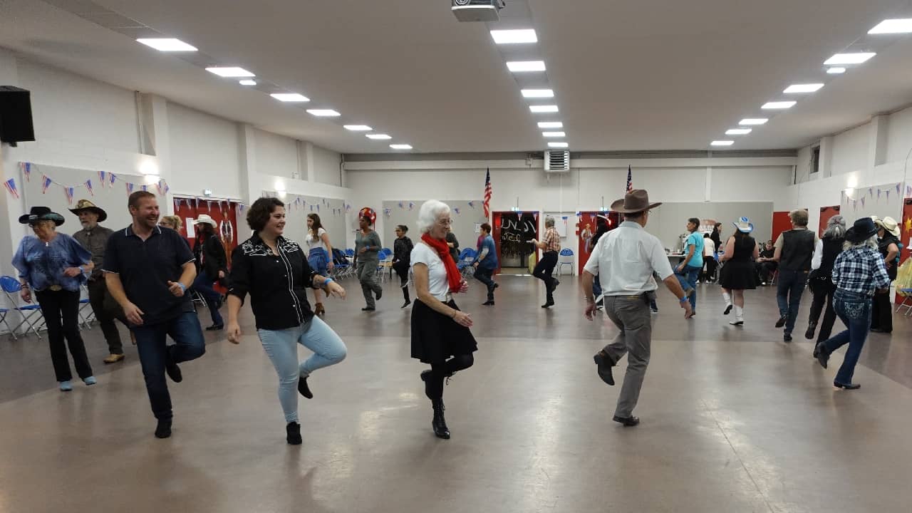 Rockin' Chairs au bal des Cowboy Hat Dancers - Plaisir (78) / photo Eric Caumes
