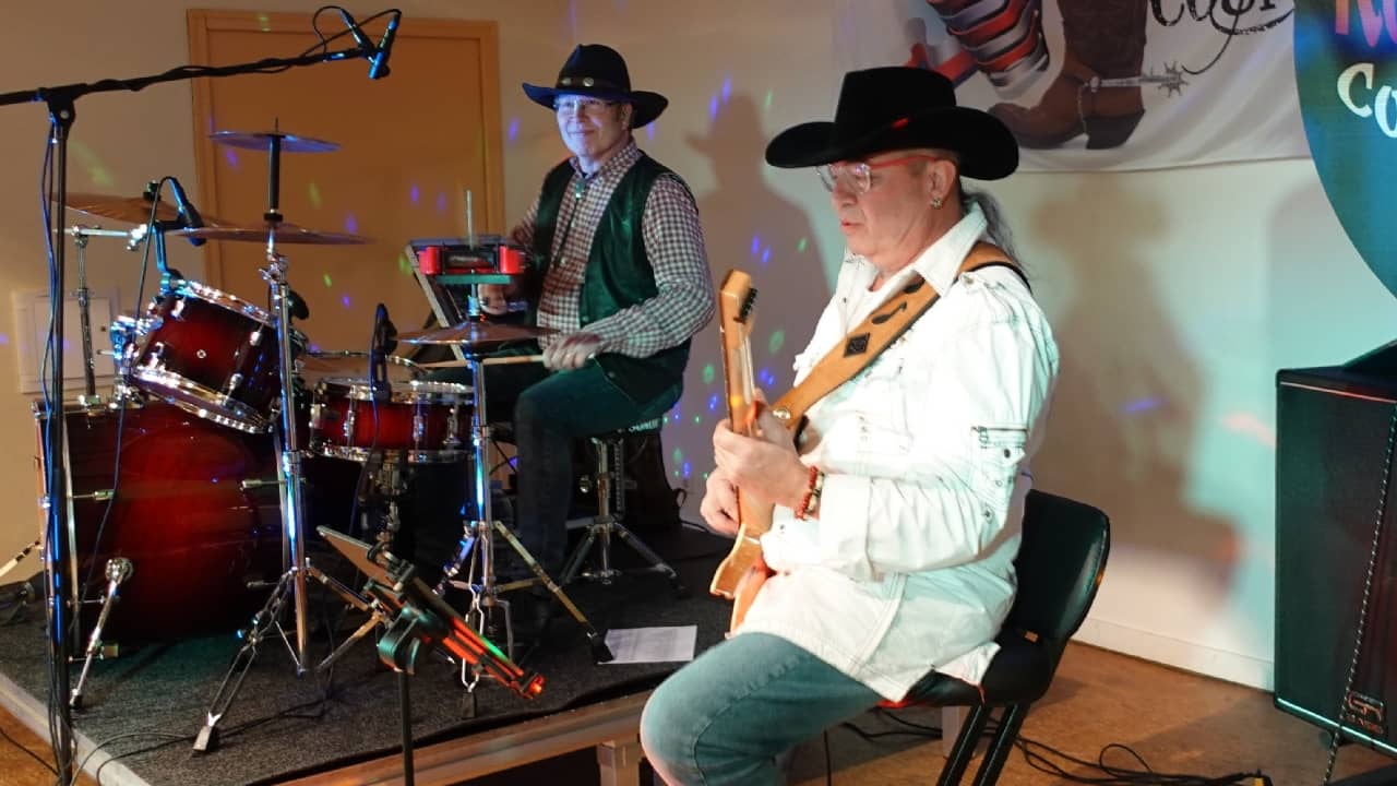 Rockin' Chairs au bal de The Crazy Heels - Chevillon-sur-Huillard (45) / photo Eric Caumes