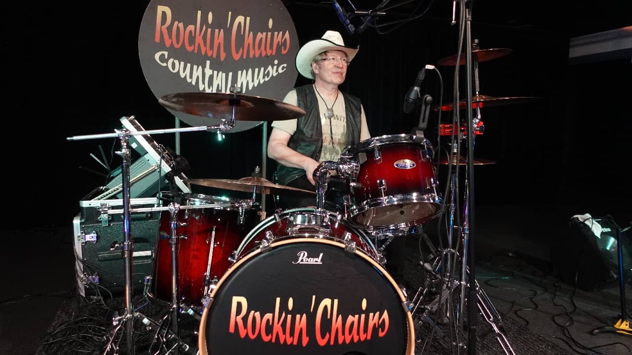 Rockin' Chairs chez les 100Tiags à Luc-la-Primaube (12) / photo Eric Caumes