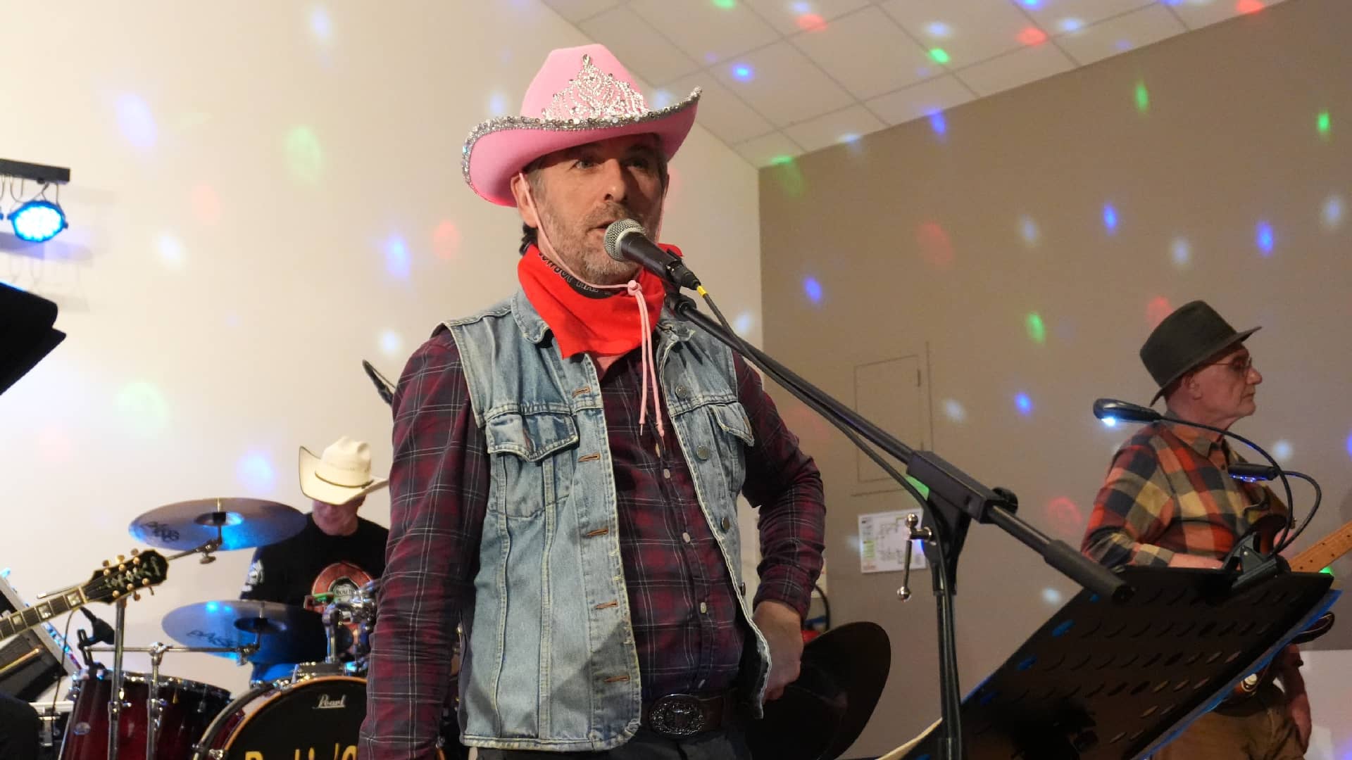 Concert chez les Santiags And Co à Thierville-sur-Meuse (55) - photo Eric Caumes