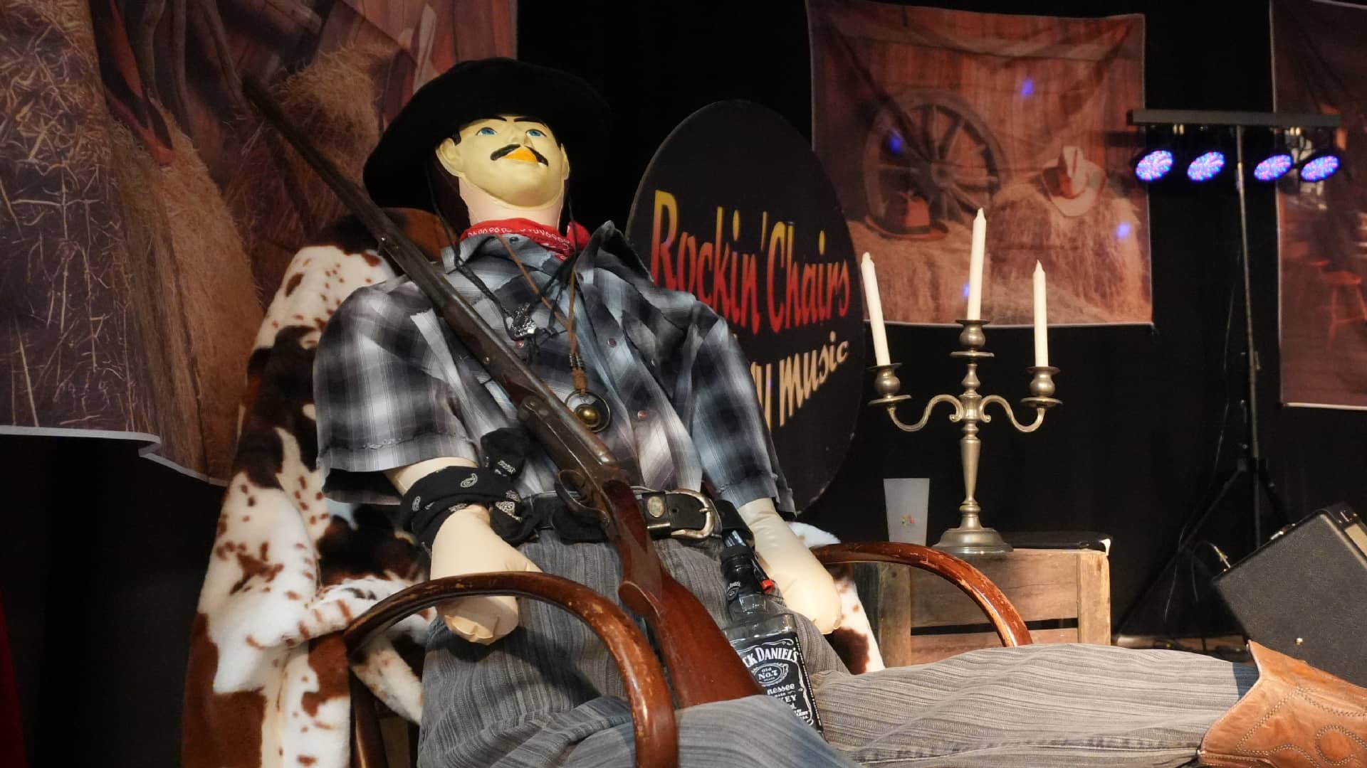 Concert chez les Enfile Tes Bottes à Ouzouer-le-Marché (41) - photo Eric Caumes