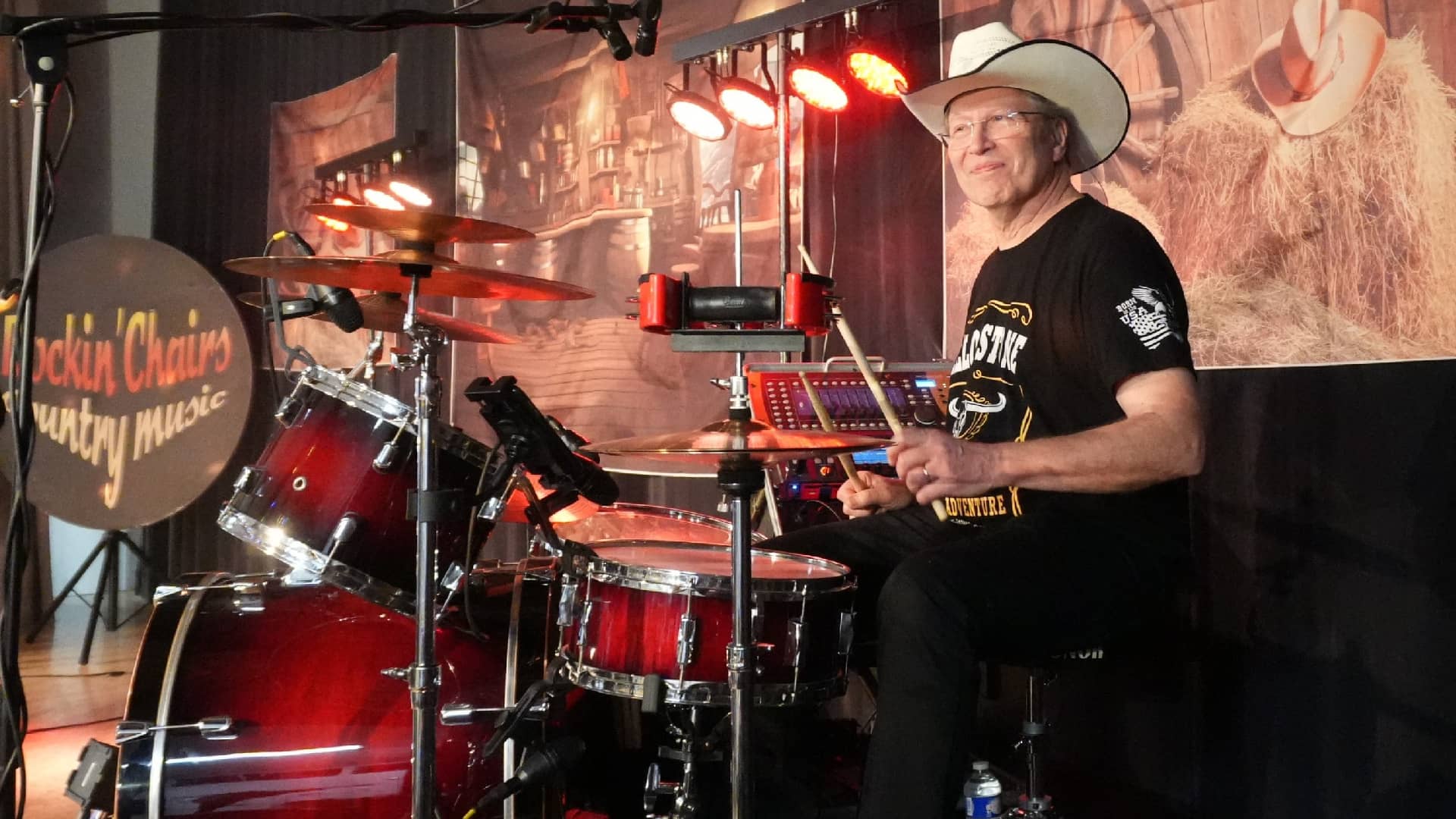 Concert chez les Enfile Tes Bottes à Ouzouer-le-Marché (41) - photo Eric Caumes