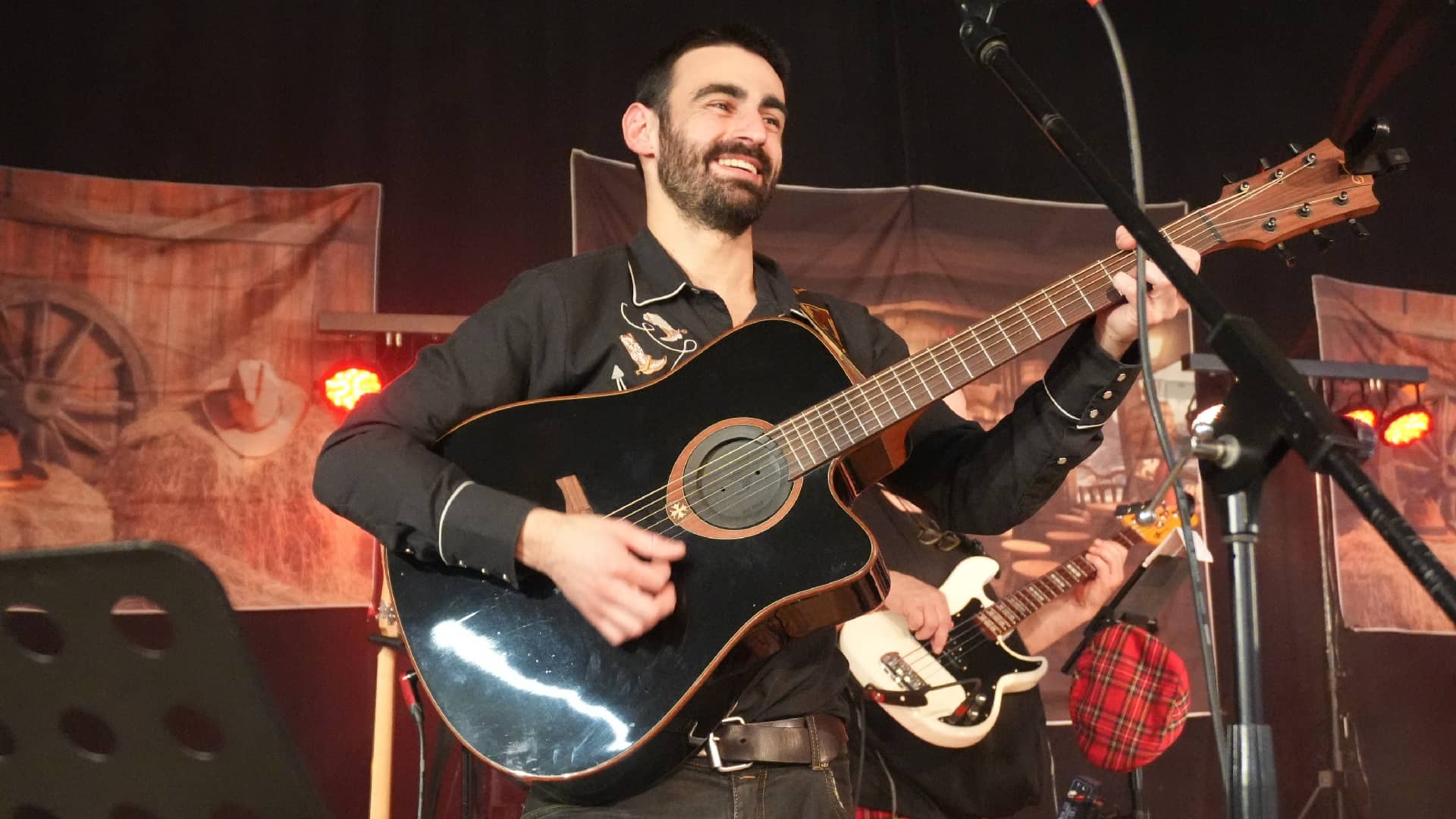 Concert chez les Enfile Tes Bottes à Ouzouer-le-Marché (41) - photo Eric Caumes