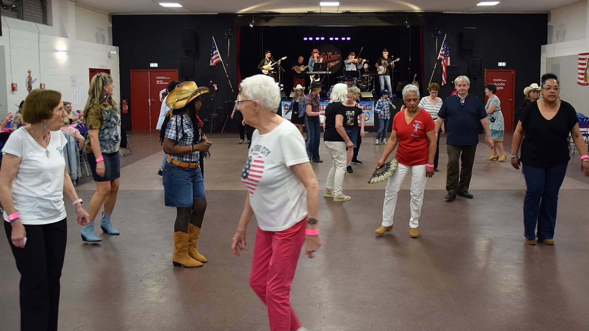 Concert chez Cowboy Hat Dancers - Plaisir (78) - Photo : Cowboy Hat Dancers
