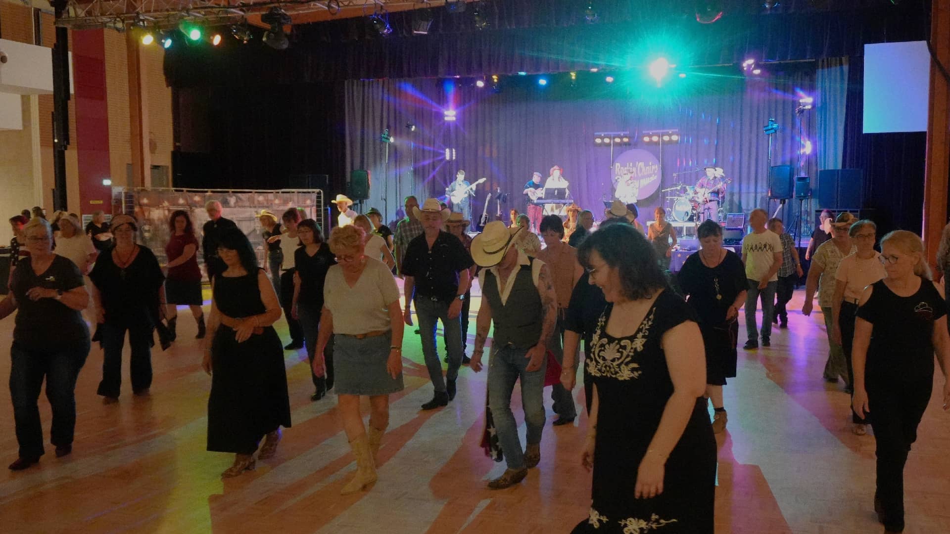 Concert chez les East Coast Country à Varennes-sur-Seine (77) - Photo : Eric Caumes