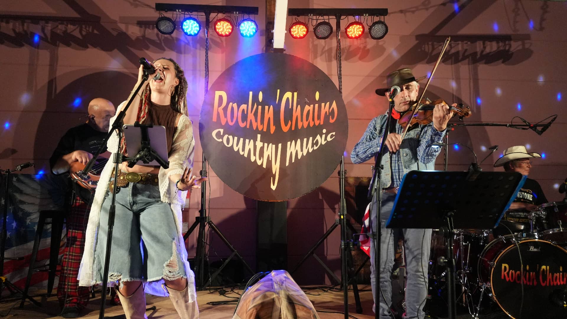 Concert chez les Flower Country à Perriers-sur-Andelle (27) - Photo : Eric Caumes