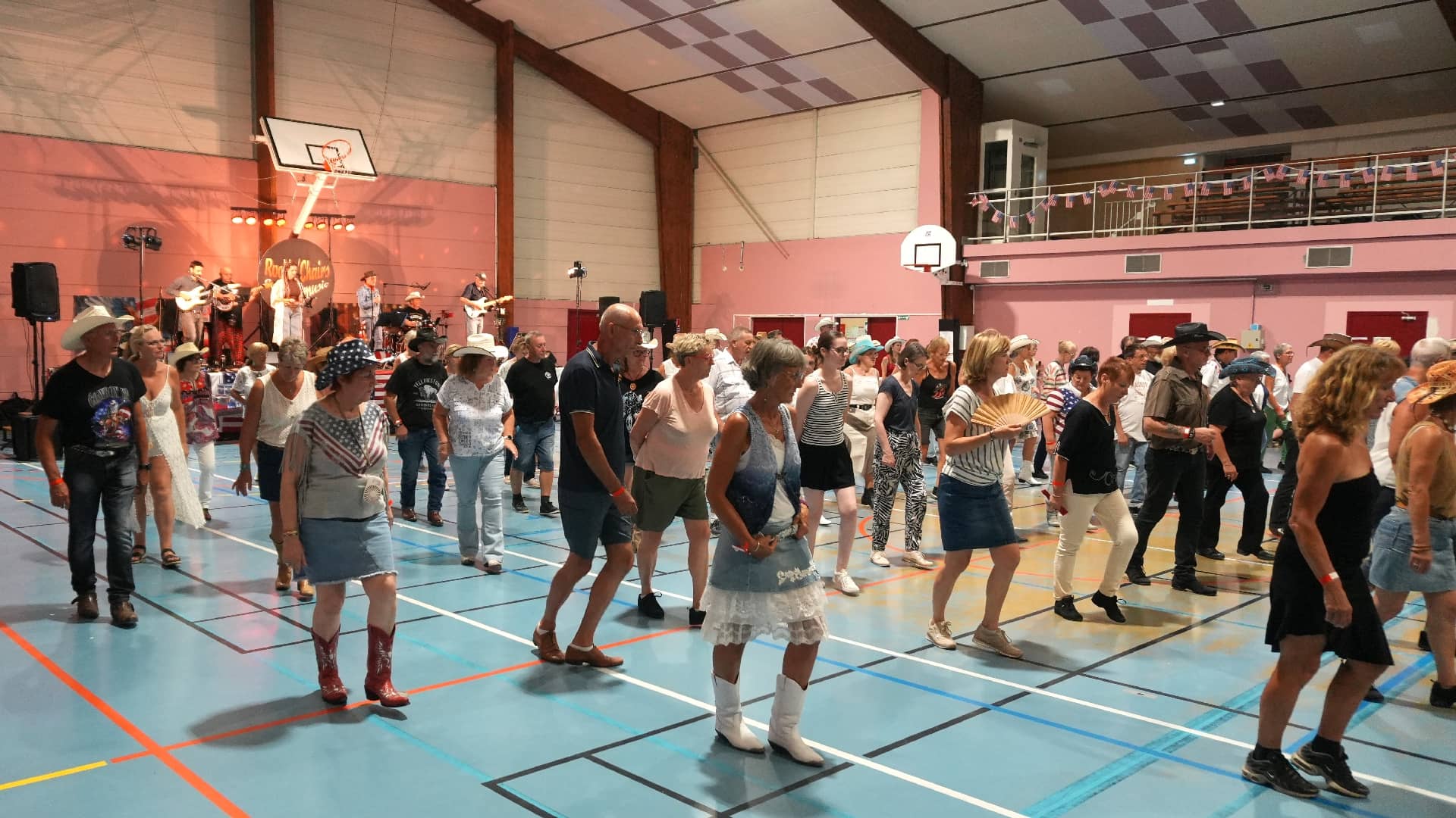 Concert chez les Flower Country à Perriers-sur-Andelle (27) - Photo : Eric Caumes