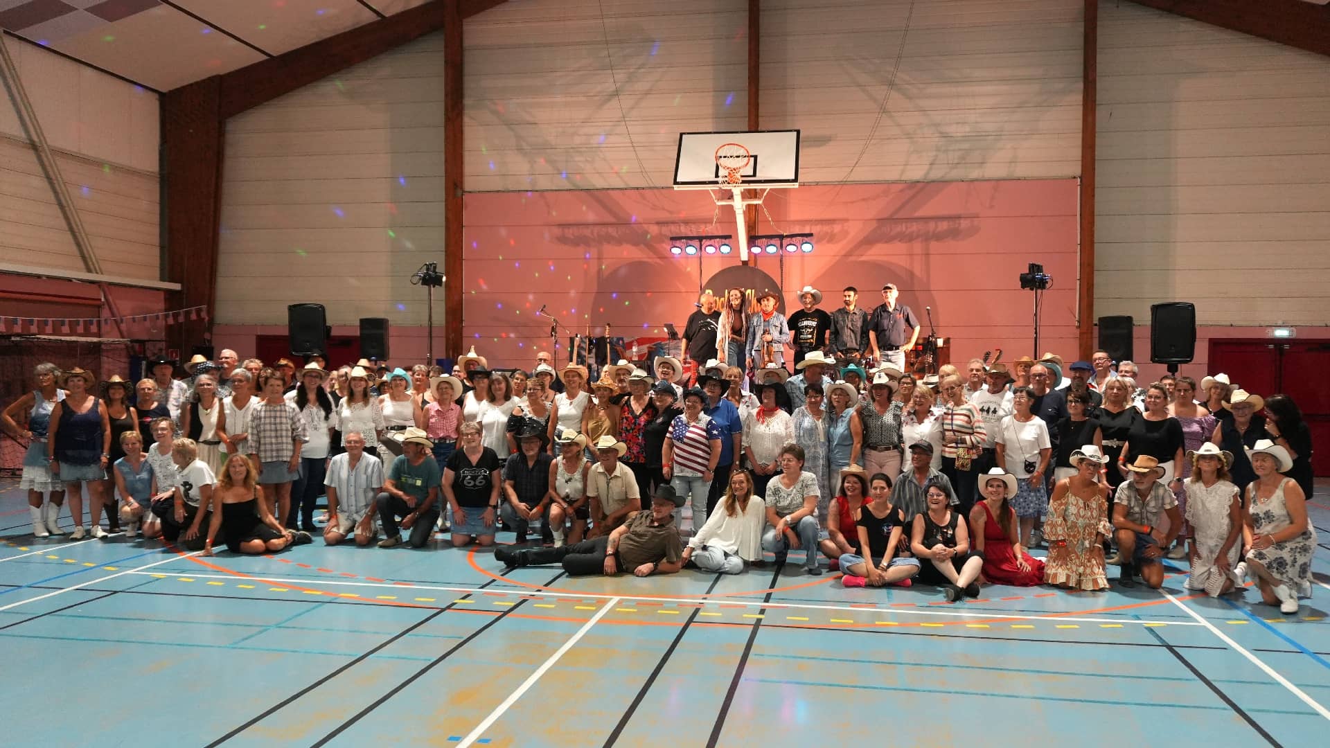 Concert chez les Flower Country à Perriers-sur-Andelle (27) - Photo : Eric Caumes