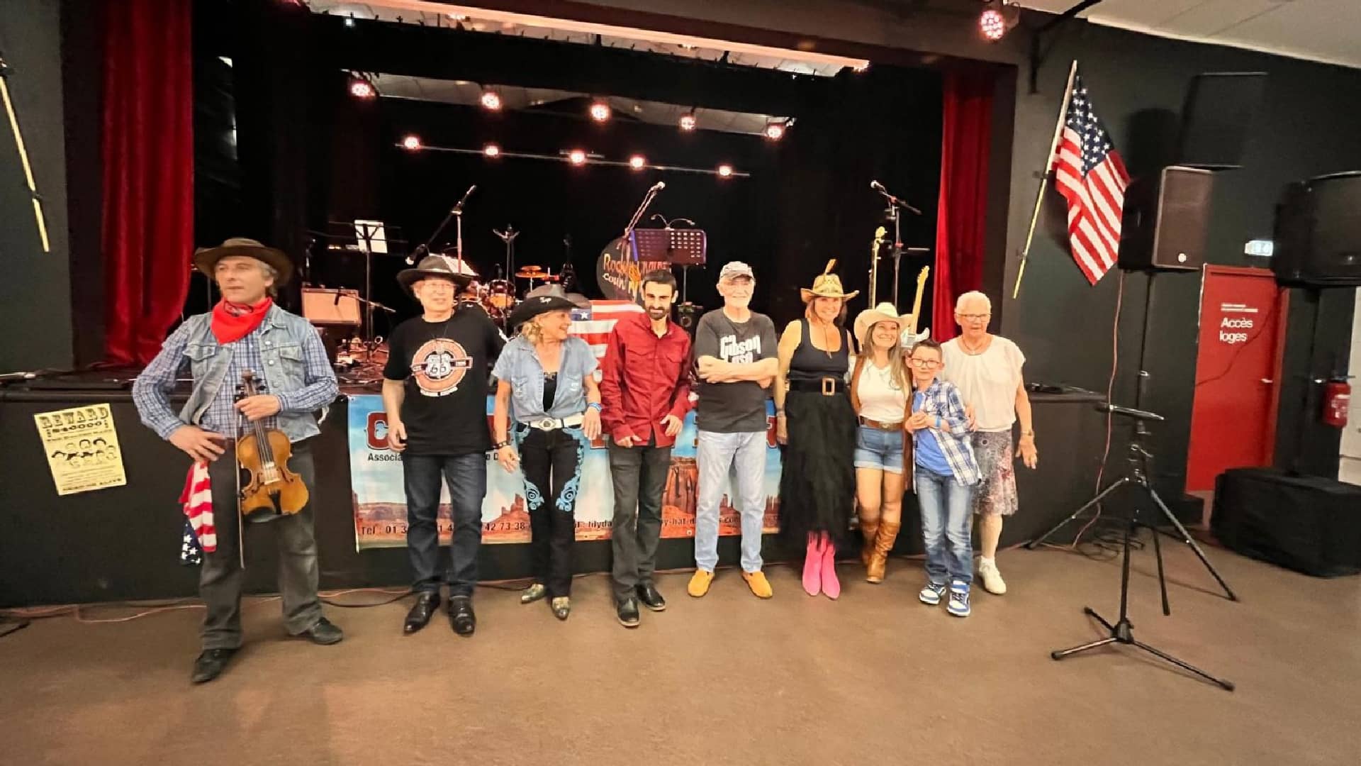 Rockin' Chairs chez les Cowboy Hat Dancers - Plaisir (78) - Photo Valérie Thomas