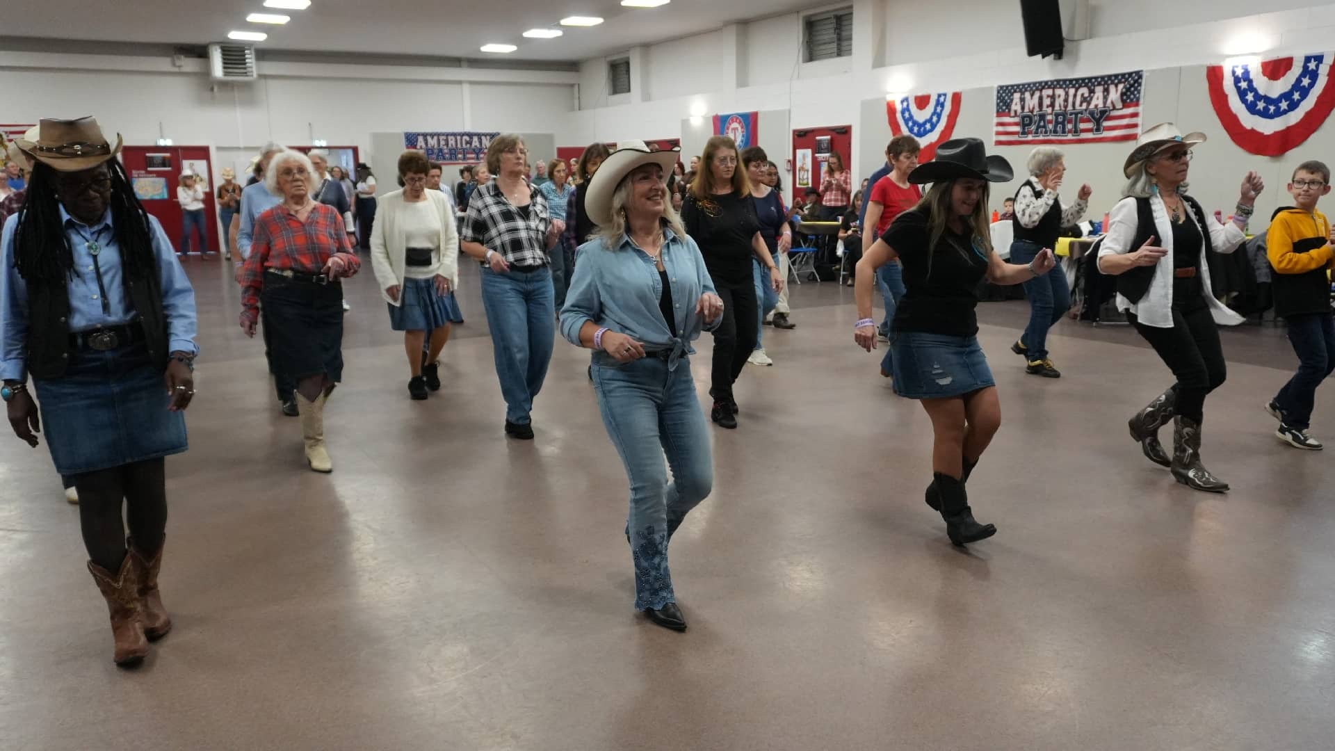Rockin' Chairs chez les Cowboy Hat Dancers - Plaisir (78) - photo Eric Caumes