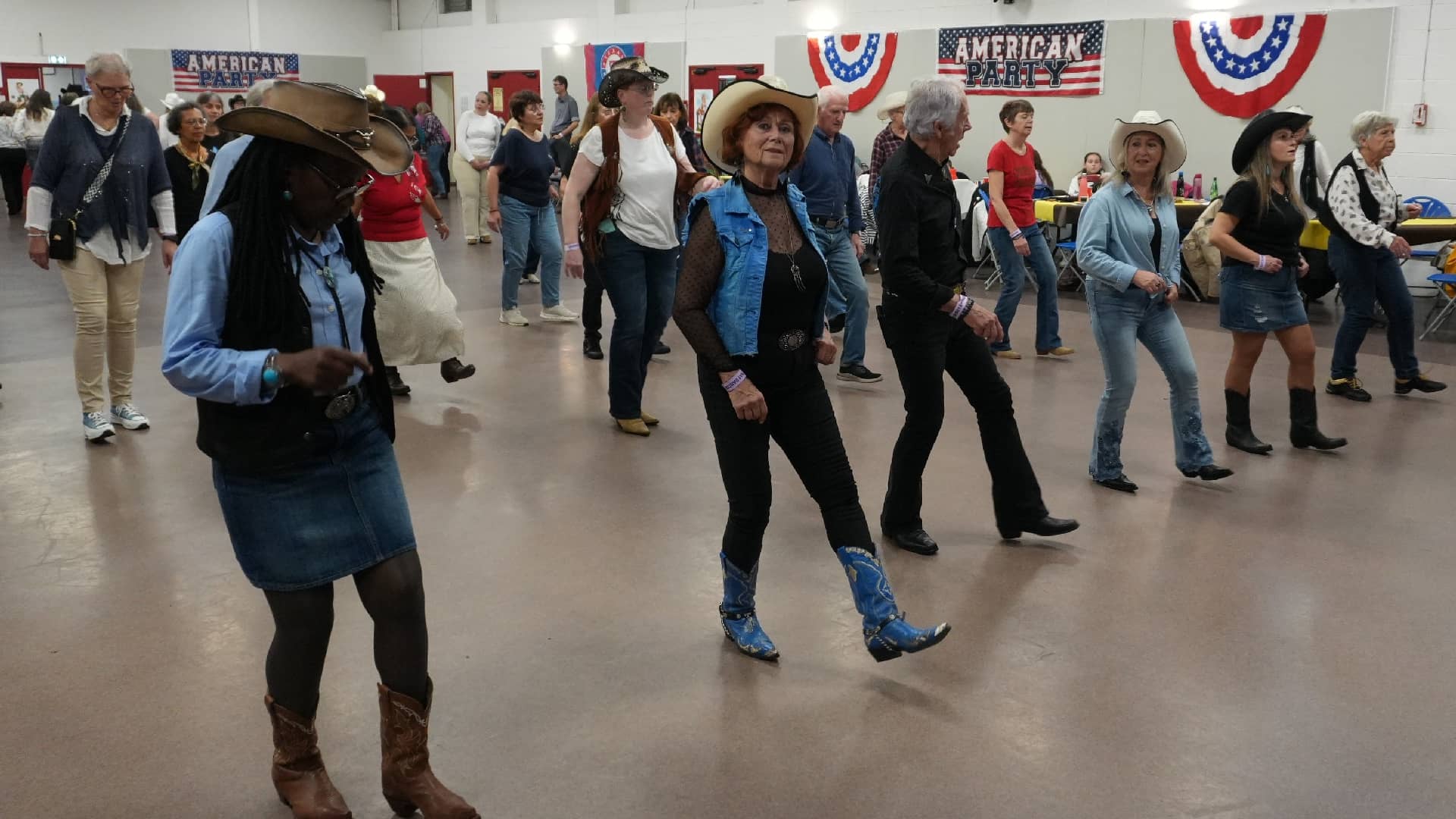 Rockin' Chairs chez les Cowboy Hat Dancers - Plaisir (78) - photo Eric Caumes