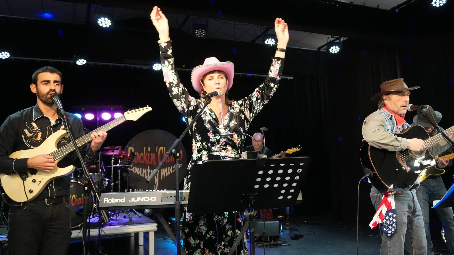 Bal-concert chez les Cowboy Hat Dancers - Plaisir (78) - Photo Eric Caumes