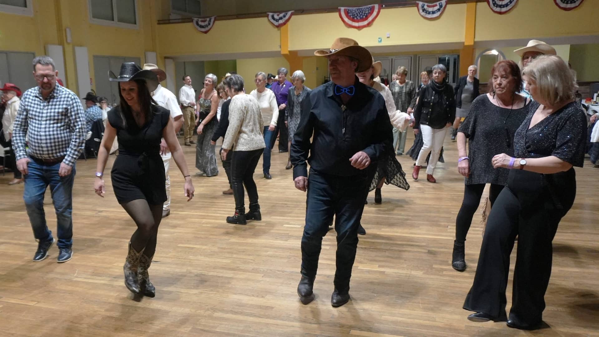 Réveillon chez les Country Dans'Eure - Brionne (27) - photo Eric Caumes