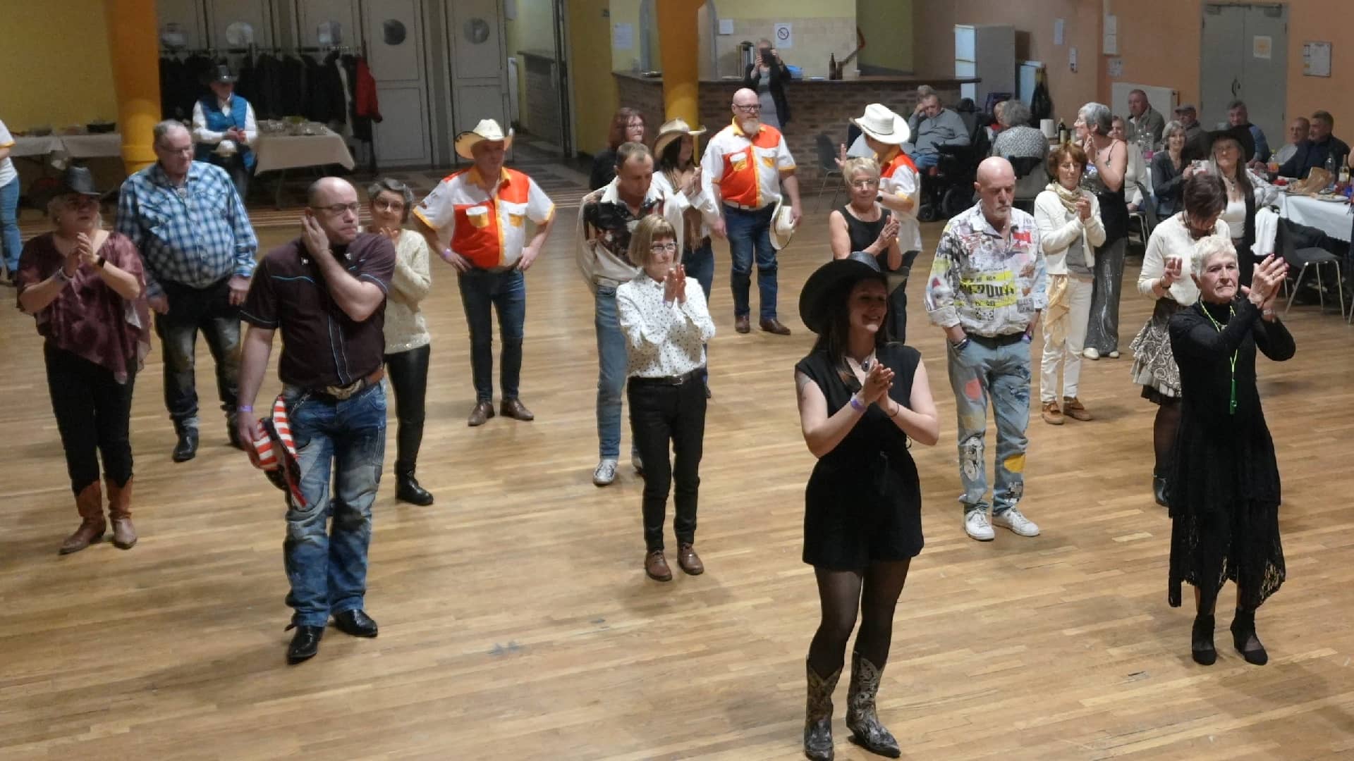 Réveillon chez les Country Dans'Eure - Brionne (27) - photo Eric Caumes