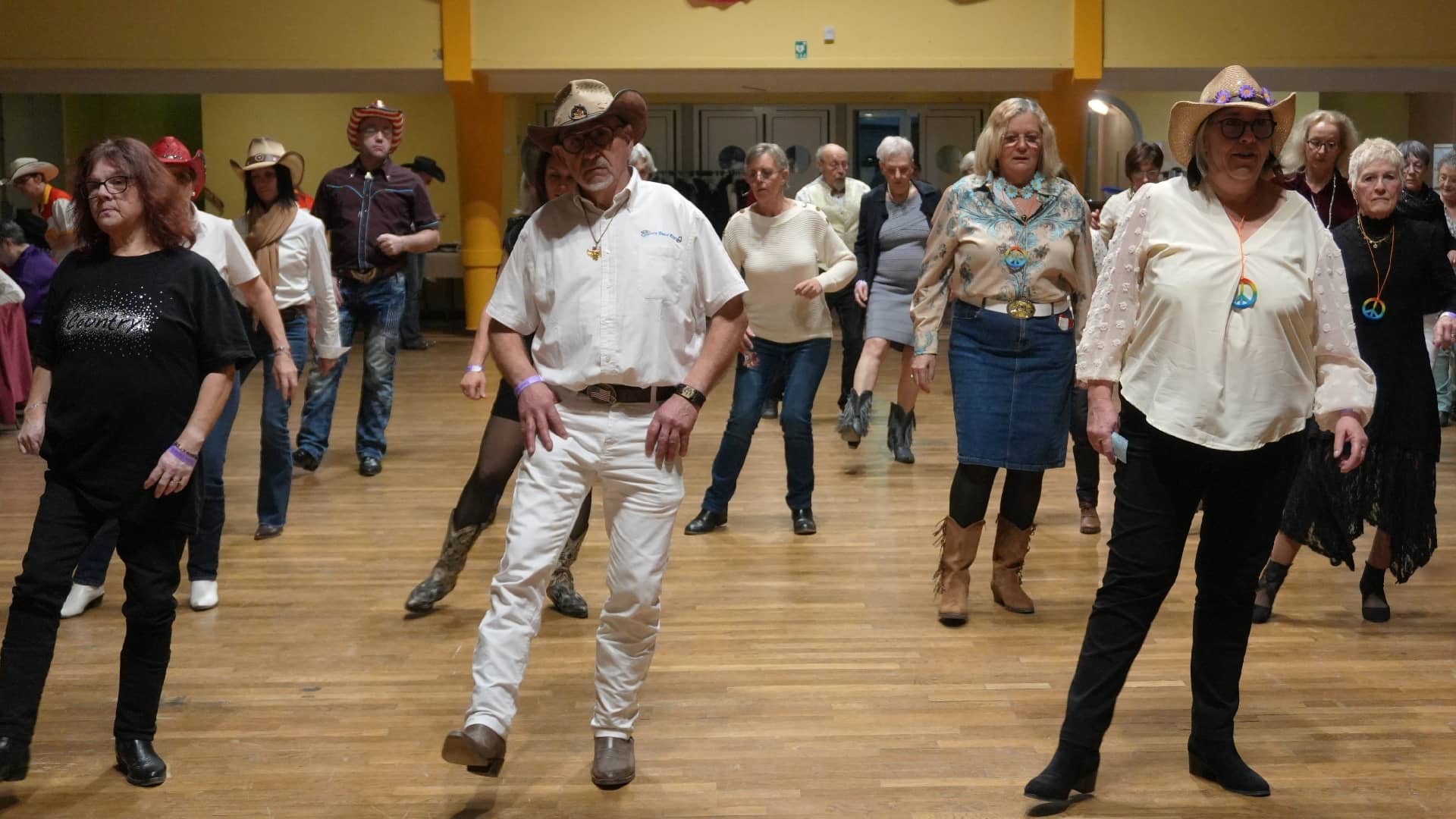 Réveillon chez les Country Dans'Eure - Brionne (27) - photo Eric Caumes