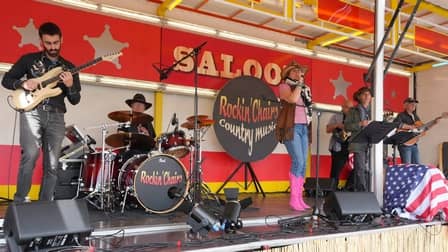 Medley par Rockin' Chairs, groupe country rock - Bal-concert au Country Days & Music - Pont-Croix (29) - Captation et montage photo/vidéo : Eric Caumes