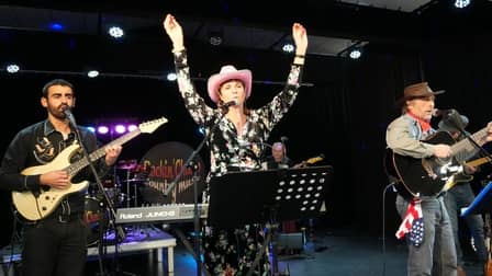 Bal-concert pour les Cowboy Hat Dancers à Plaisir - Captation et montage photo/vidéo : Eric Caumes