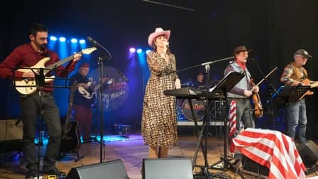 Réveillon du Nouvel An chez les Country Dans'Eure à Brionne - Captation et montage photo/vidéo : Eric Caumes