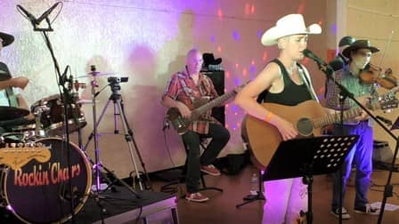 City of music (Brad Paisley) par Rockin' Chairs, groupe country rock - Fêtes de Callac